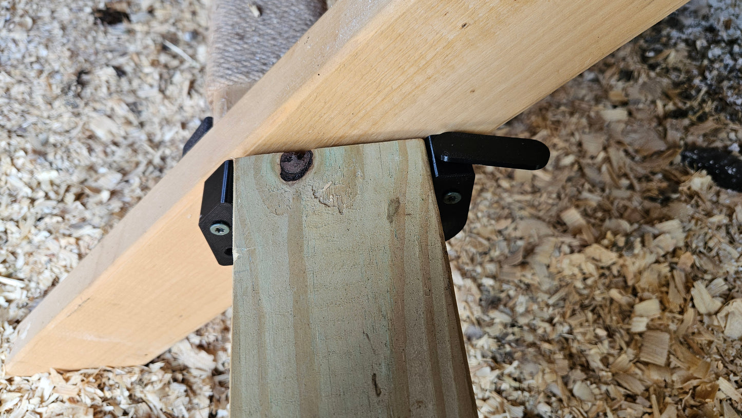 Heavy Duty Chicken or Turkey Roost Bar Bracket